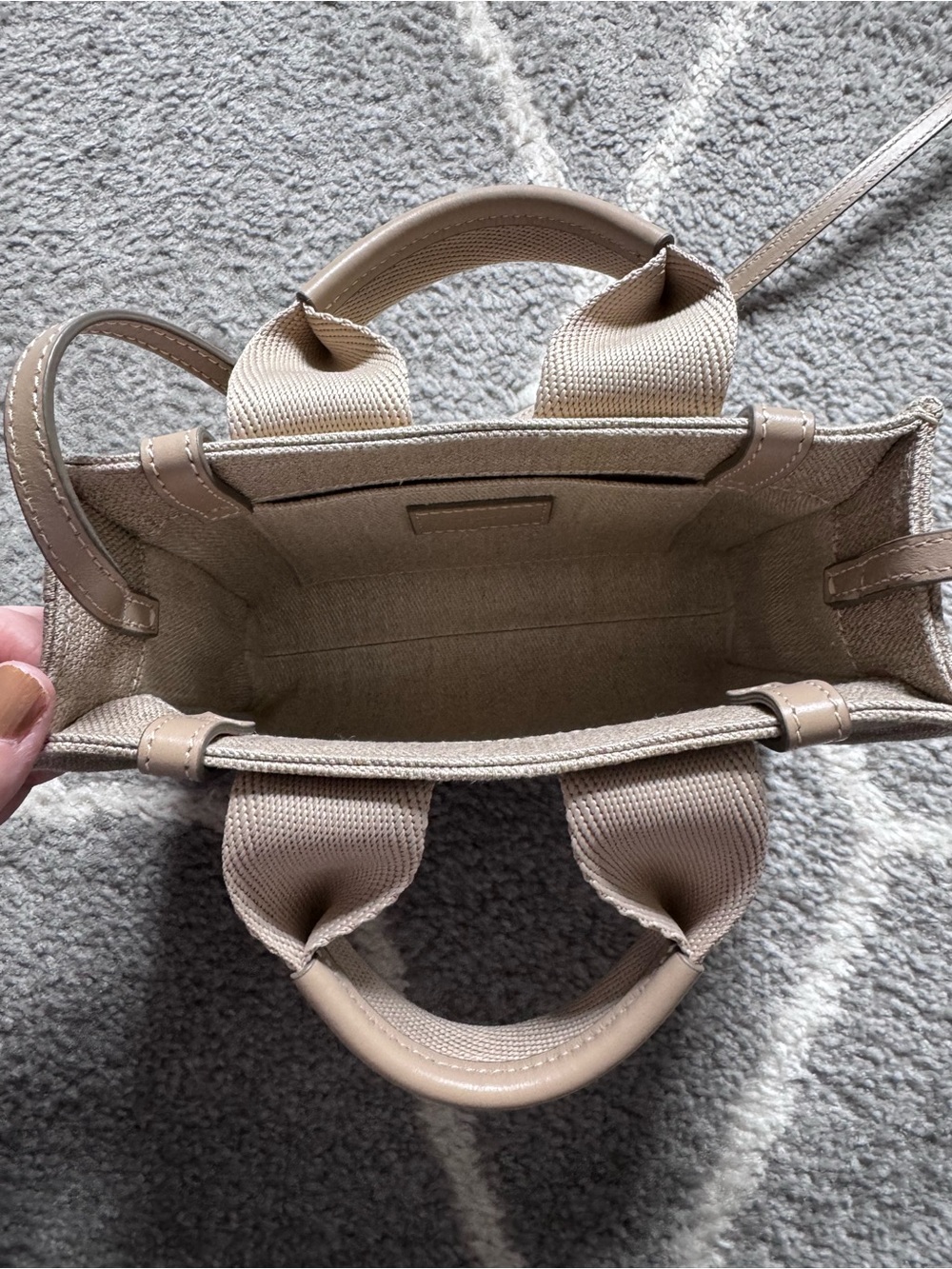 Chloe Mini Woody Tote Boyish Brown Beige - Picture 12 of 16
